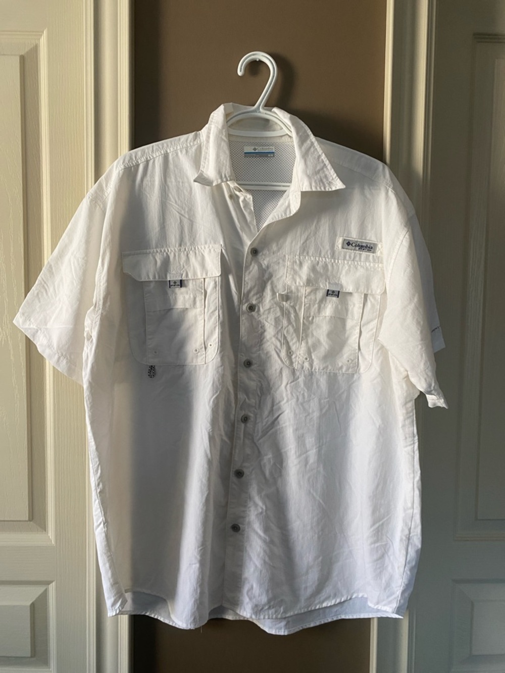 Columbia White Short-Sleeve Button-Down Shirt